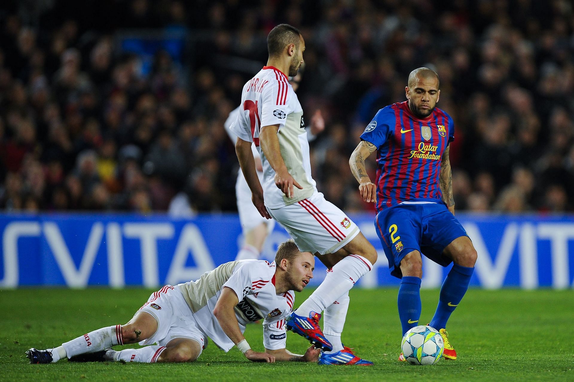 FC Barcelona v Bayer 04 Leverkusen - UEFA Champions League Round of 16